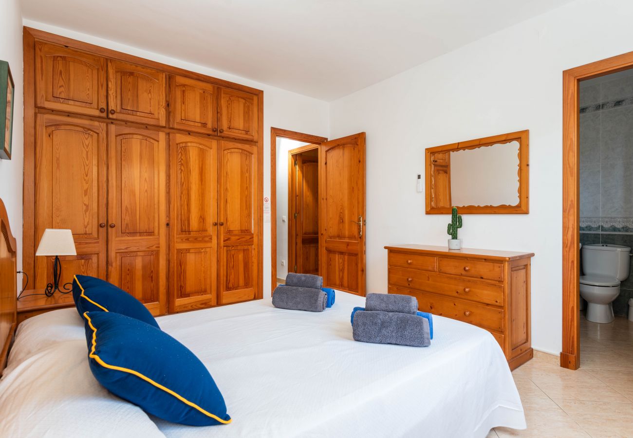Villa a Cala Blanca - Villa con 4 camere da letto tutte al piano terra con piscina privata