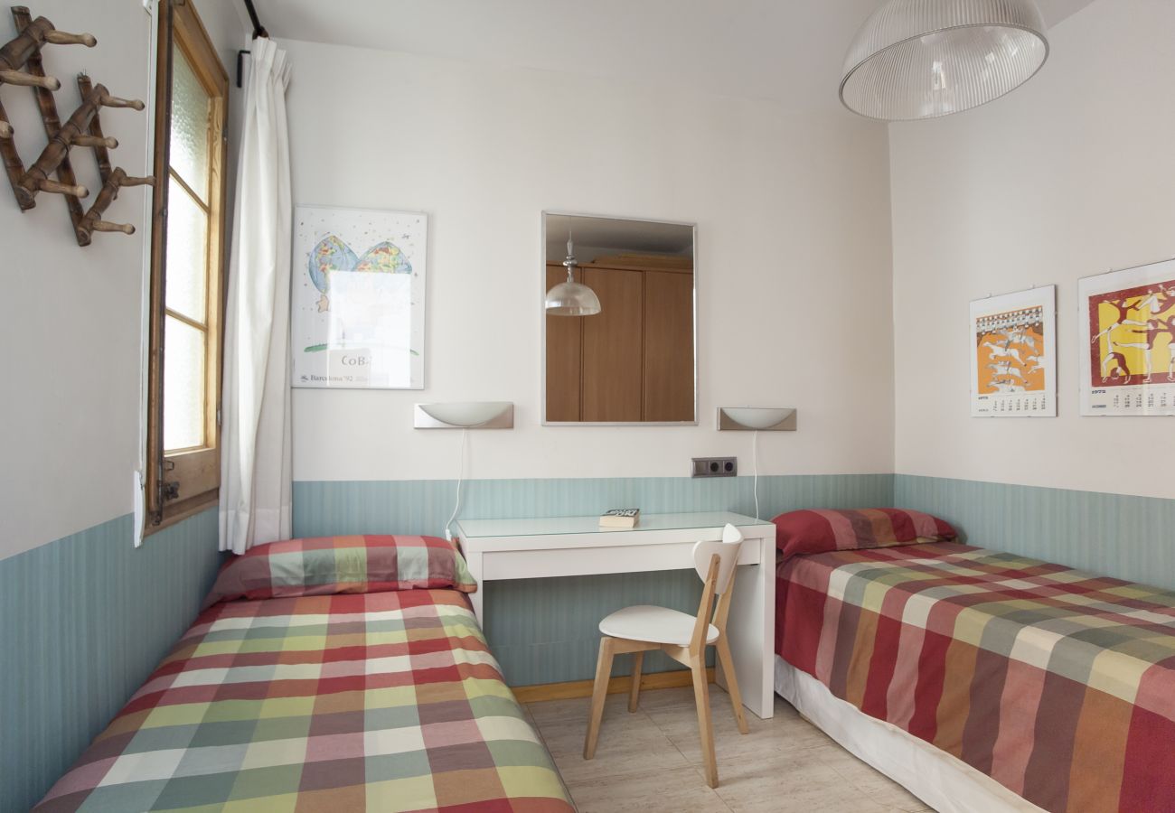 Appartamento a Barcelona - VILADOMAT, piso amplio, luminoso, tranquilo en Eixample, Barcelona centro.