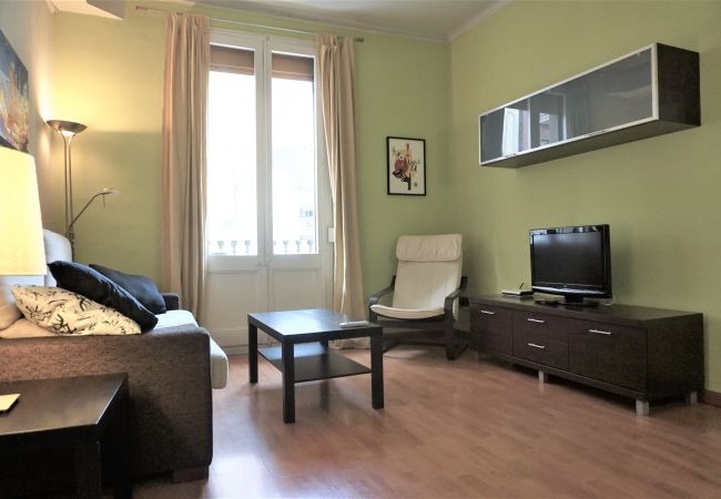 Appartamento a Barcelona - PLAZA ESPAÑA & MONTJUÏC, piso en alquiler por días muy bonito, tranquilo, agradable en Barcelona centro