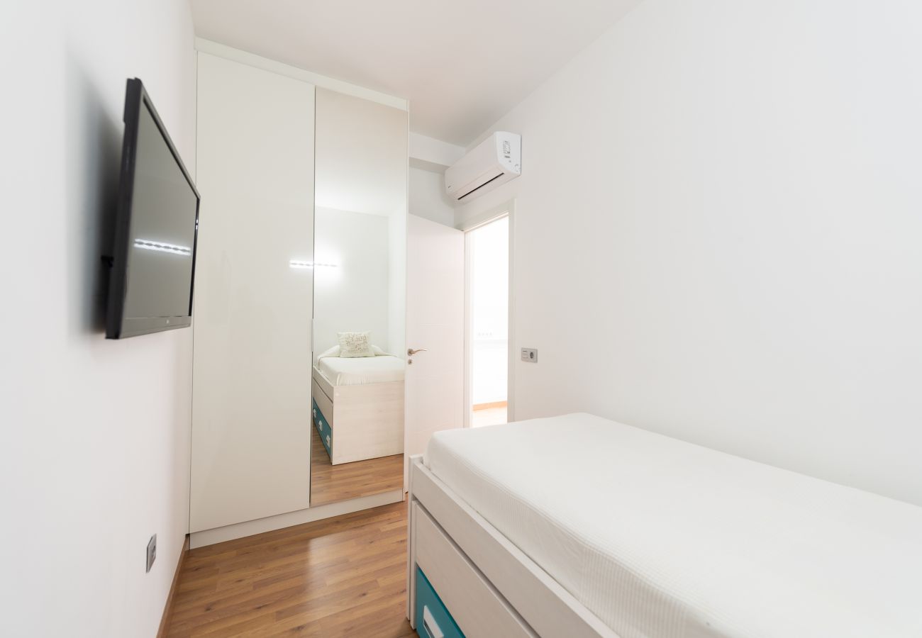 Casa a Las Palmas de Gran Canaria - Lovely balcony sea views By CanariasGetaway 