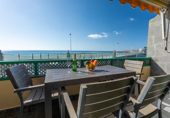 Casa a San Bartolomé de Tirajana - Las Burras Beach terrace&pool By CanariasGetaway 