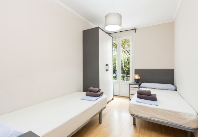 Appartamento a Barcelona - Family CIUTADELLA PARK, amplio y cómodo piso turístico con terraza en Barcelona centro