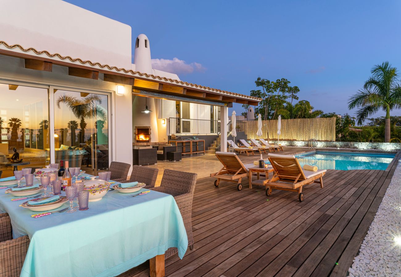 Villa a Adeje - Villa Sunset Golf Retreat
