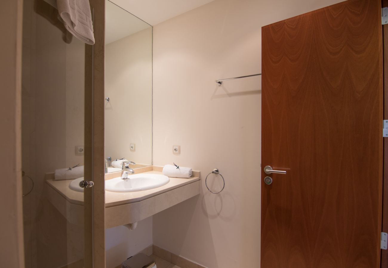 Villa a San Bartolomé de Tirajana - HomeForGuest Salobre Golf Villa, piscina, wifi, vista mozzafiato
