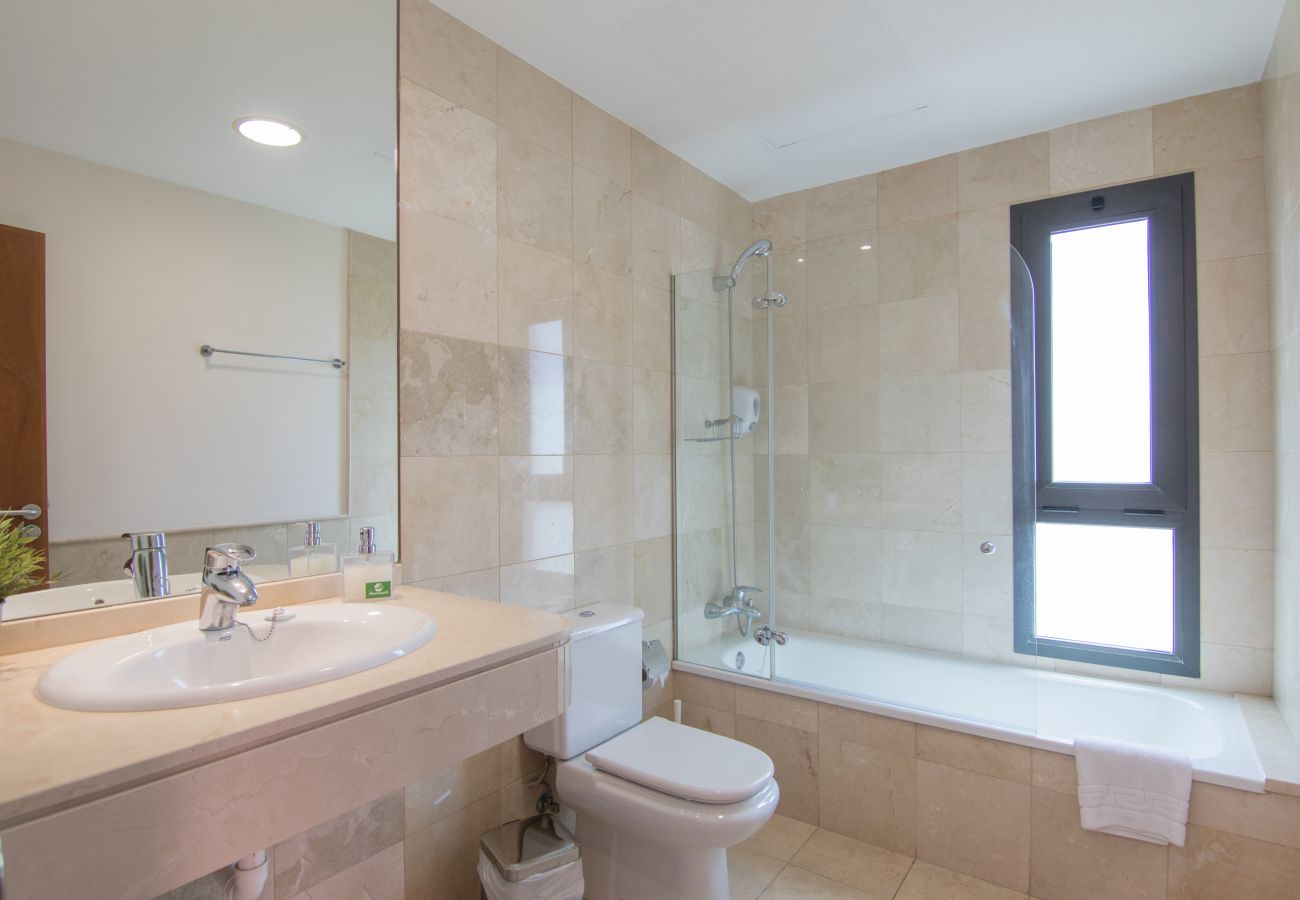 Villa a San Bartolomé de Tirajana - HomeForGuest Salobre Golf Villa, piscina, wifi, vista mozzafiato