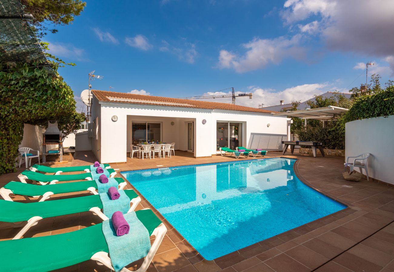 Villa a Cala´n Bosch - VILLA RAQUEL 