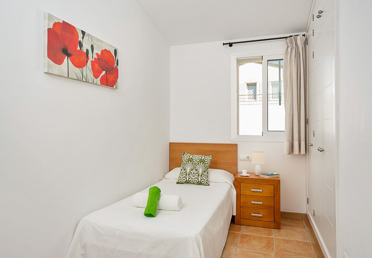 Villa a Cala´n Bosch - VILLA RAQUEL 