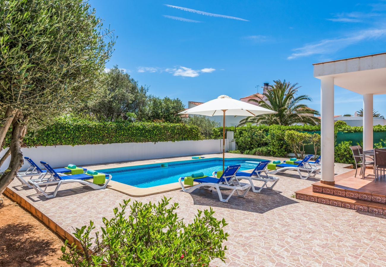 Villa a Cala´n Blanes - Menorca Velasco