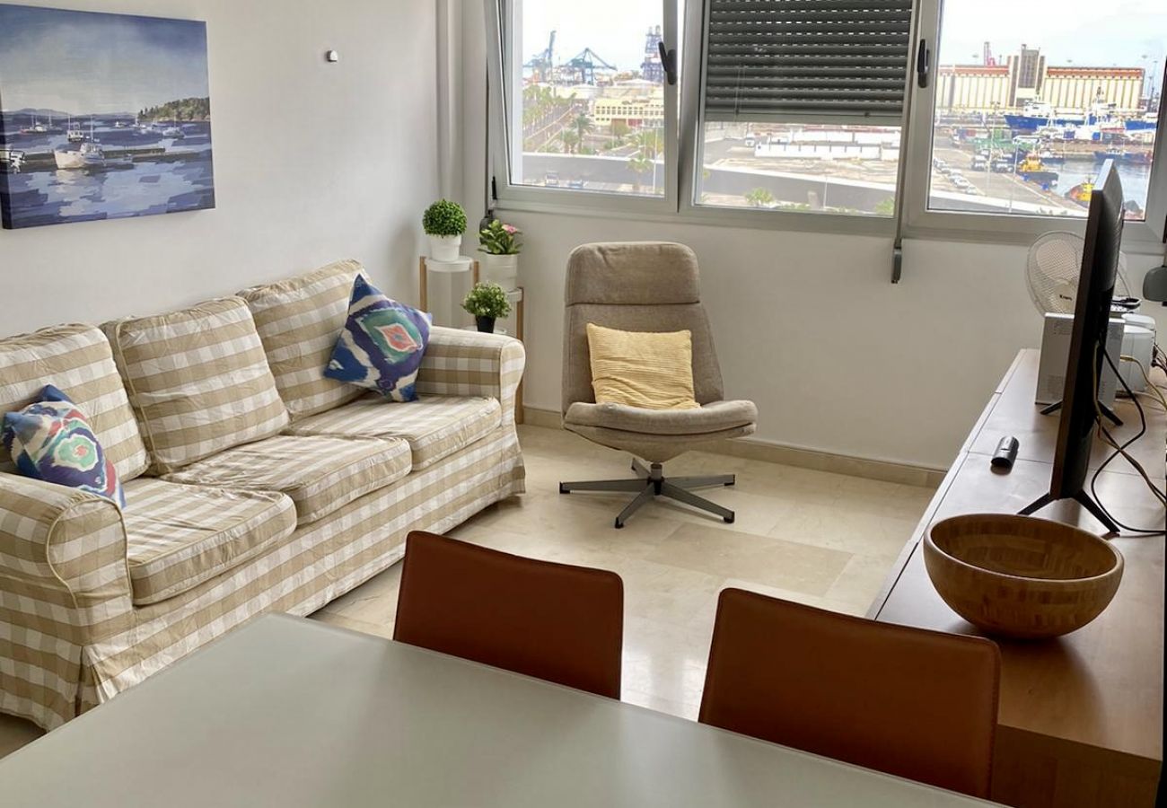 Appartamento a Las Palmas de Gran Canaria - HomeForGuest Appartamento vicino a Las Canteras con parcheggio GRATUITO