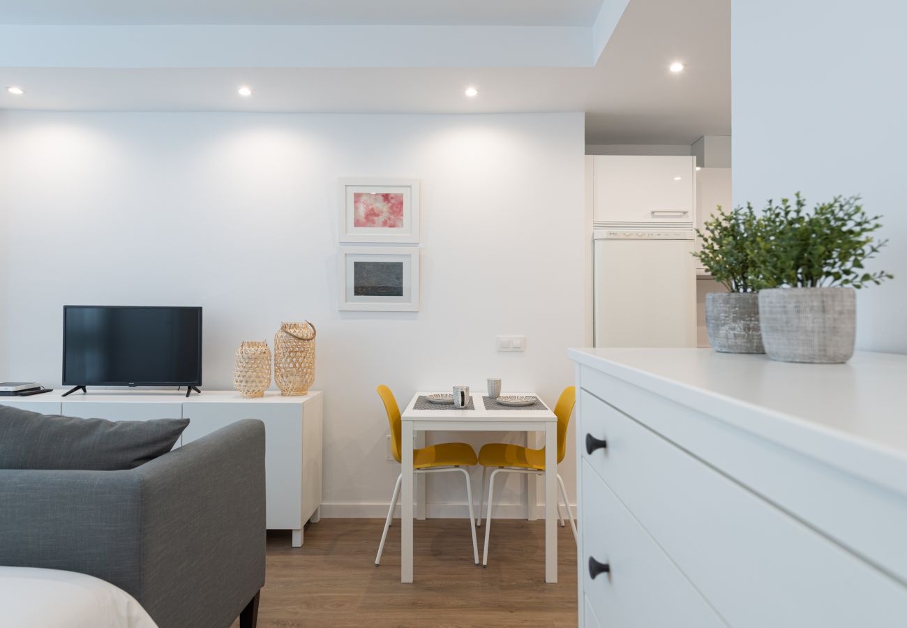 Appartamento a Las Palmas de Gran Canaria - HomeForGuest Accogliente appartamento vicino a Las Canteras