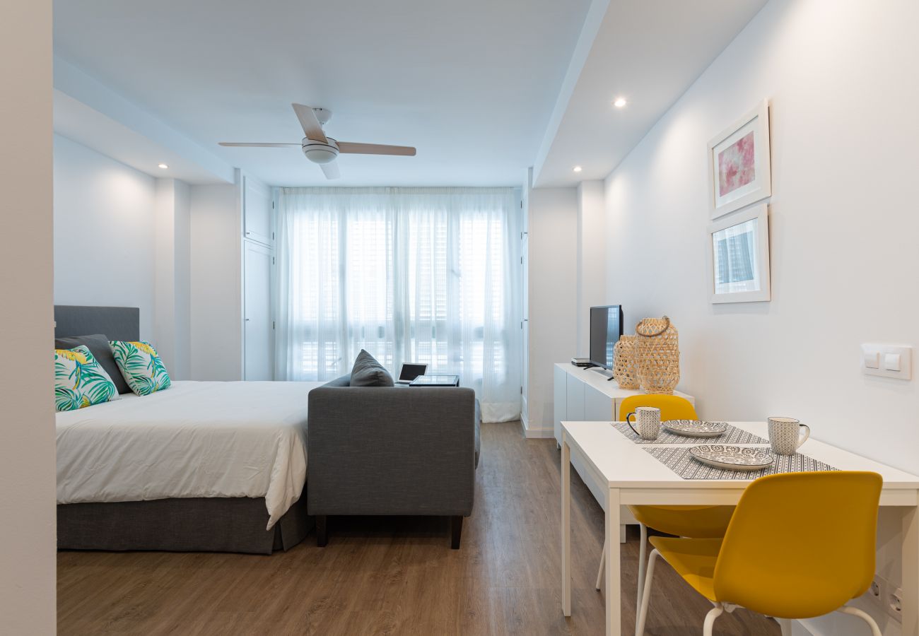 Appartamento a Las Palmas de Gran Canaria - HomeForGuest Accogliente appartamento vicino a Las Canteras