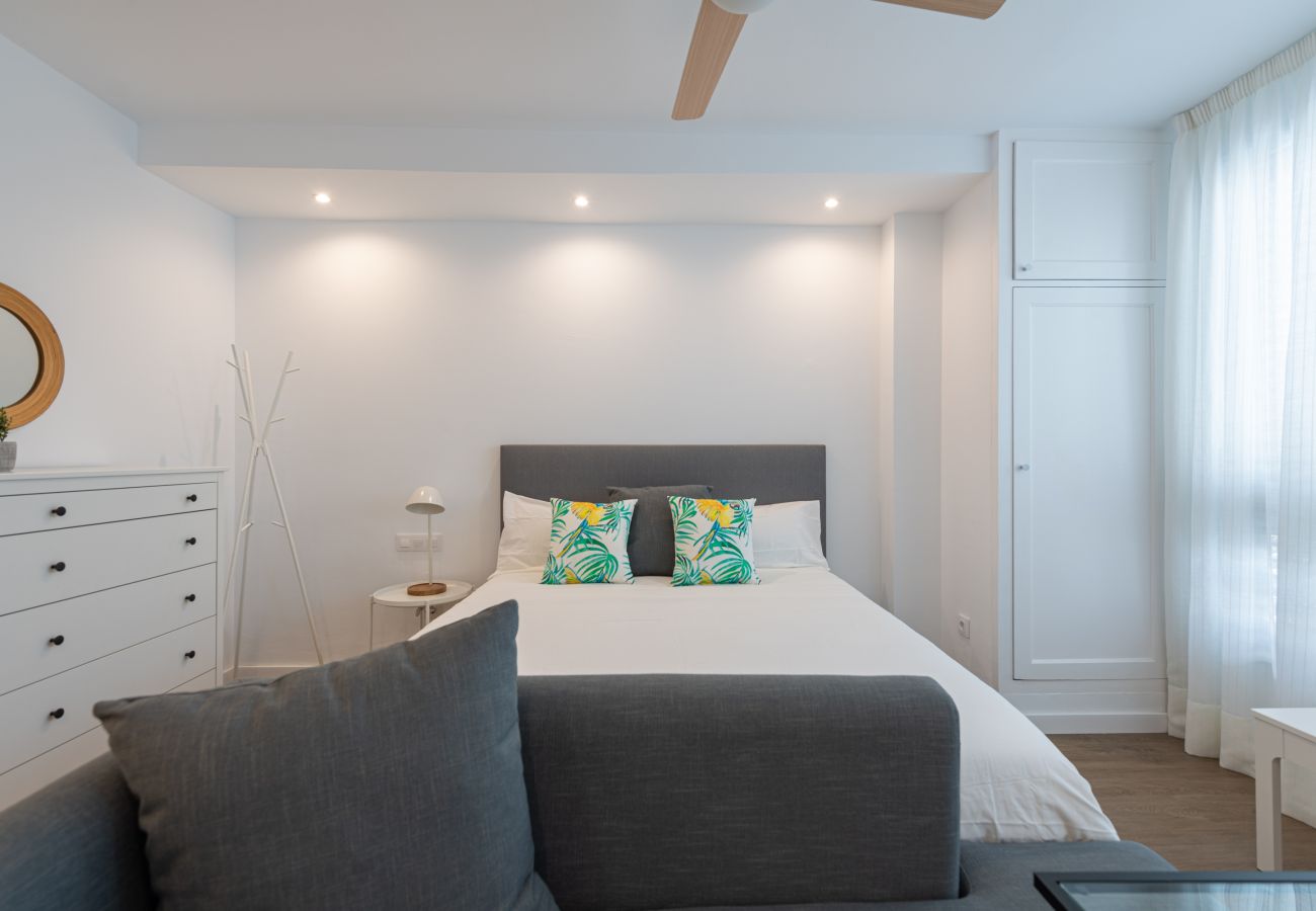 Appartamento a Las Palmas de Gran Canaria - HomeForGuest Accogliente appartamento vicino a Las Canteras