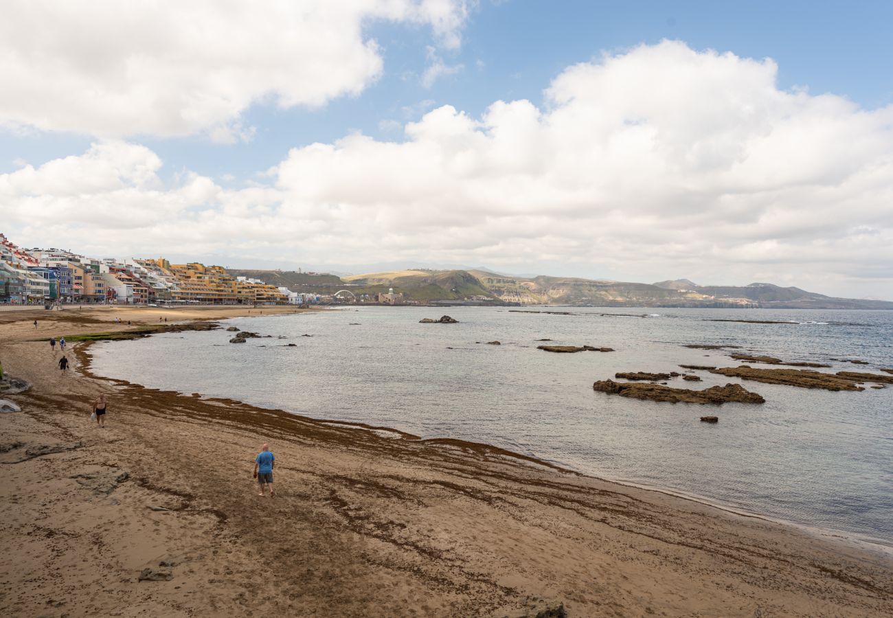 Appartamento a Las Palmas de Gran Canaria - HomeForGuest Accogliente appartamento vicino a Las Canteras
