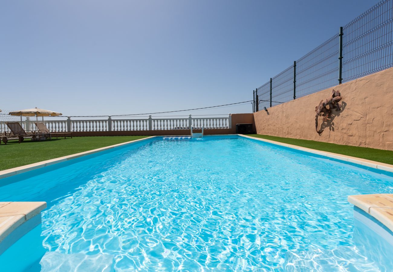 Villetta a San Bartolomé de Tirajana - Casa Adara, piscina privada climatizada