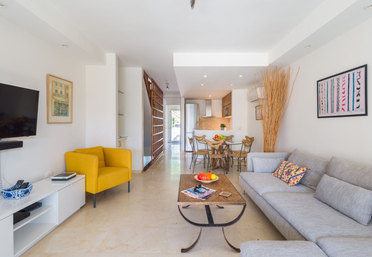 Casa a San Bartolomé de Tirajana - Pasito Blanco, piscina y playa a posos pasos