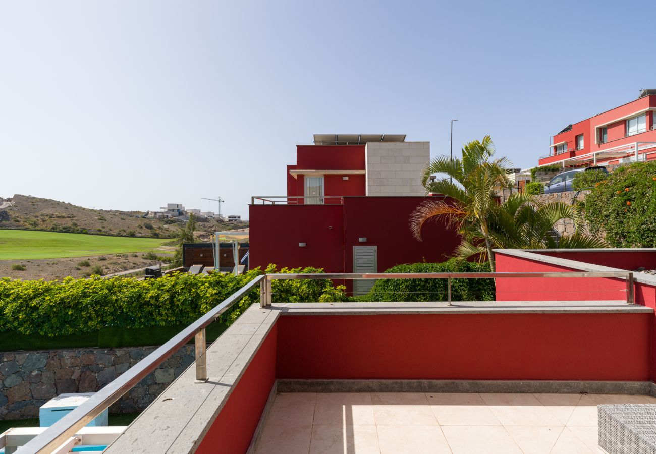 Villa a San Bartolomé de Tirajana - Piscina Privada con Cama Balinesa