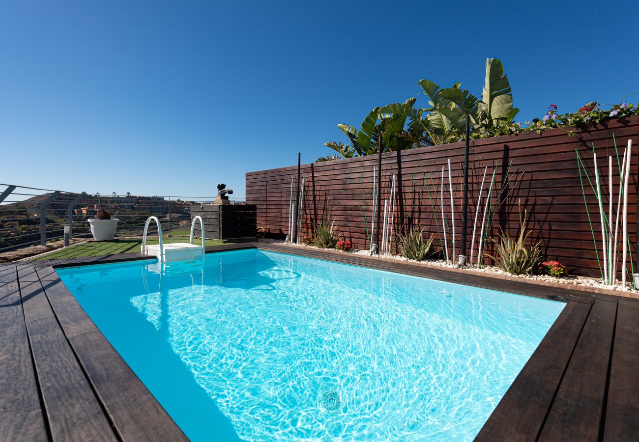 Villa a San Bartolomé de Tirajana - Espectacular villa con piscina privada, vistas al mar, barbacoa y entorno de relax