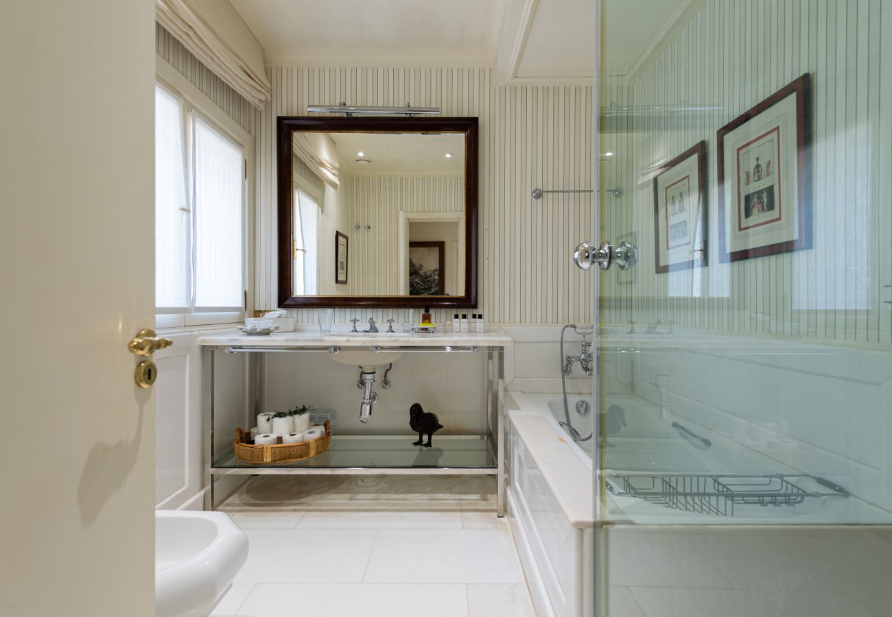 Villetta a San Bartolomé de Tirajana - Espectacular villa con piscina privada, jacuzzi, pista de padel, barbacoa y a pocos pasos de la playa de Maspalomas