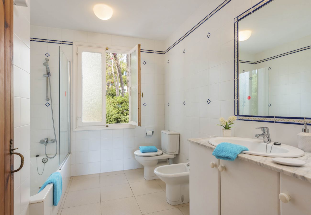 Villa a Santo Tomas - Villa Gabriela by Escape Home