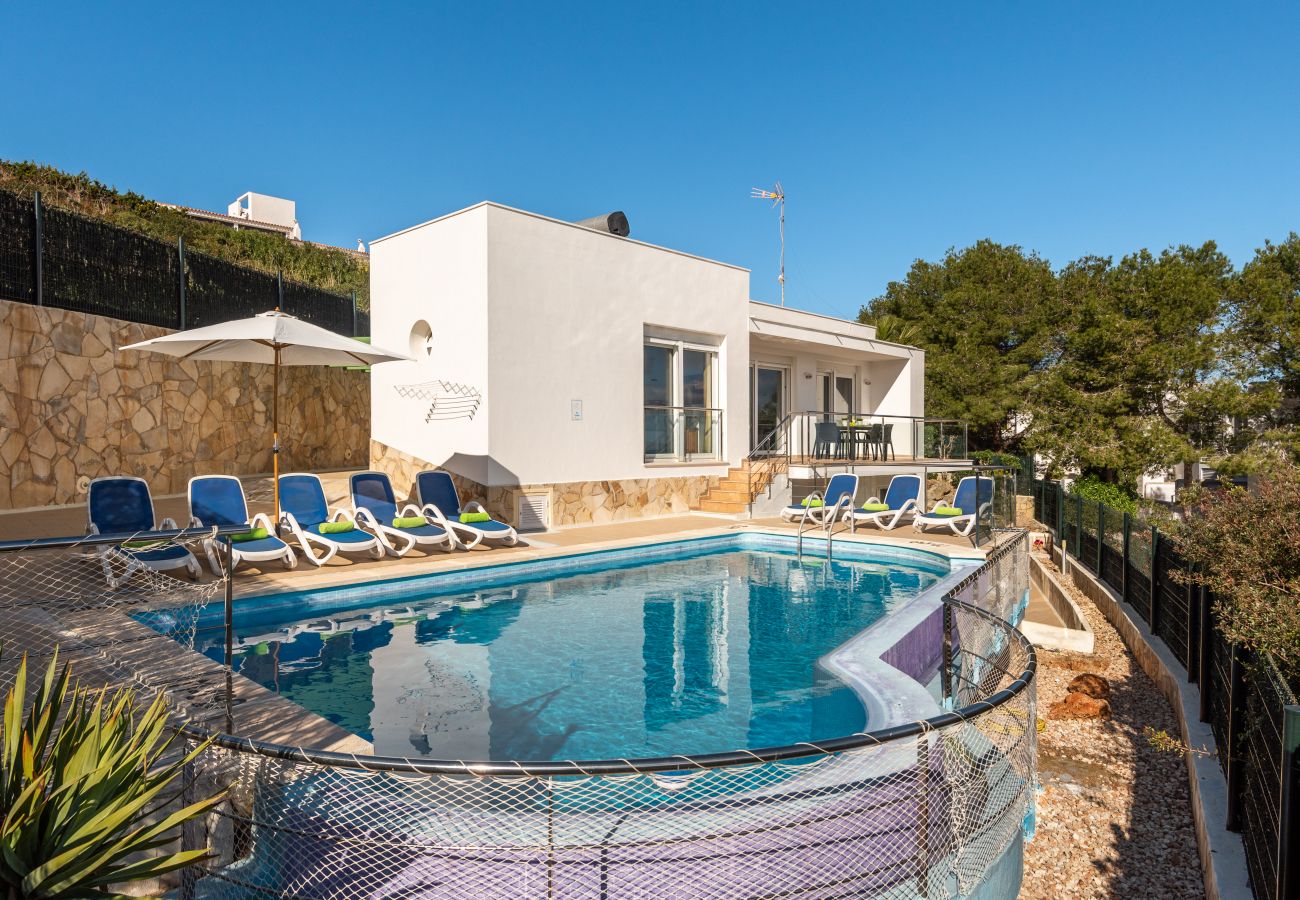 Villa a Coves Noves - Villa Gill by Escape Home