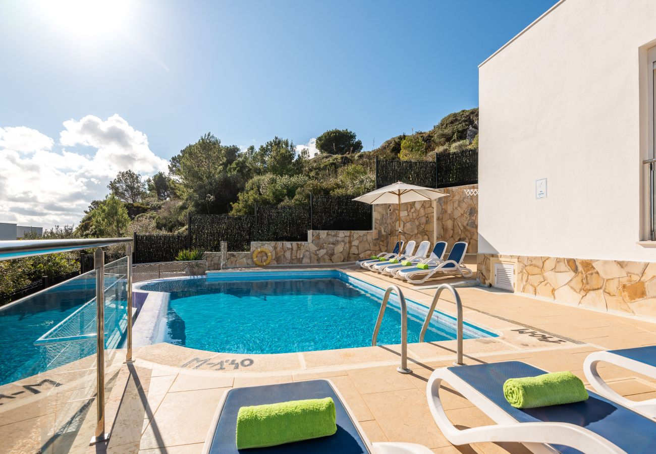 Villa a Coves Noves - Villa Gill by Escape Home