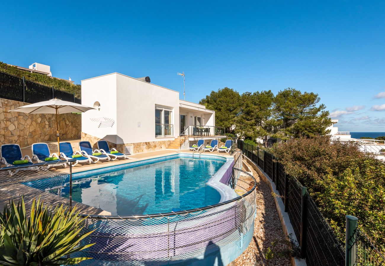 Villa a Coves Noves - Villa Gill by Escape Home