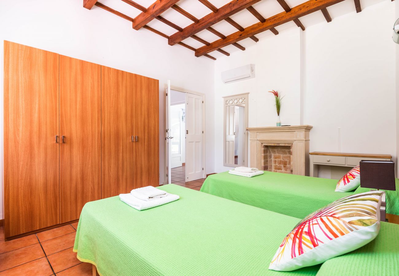 Villa a Cala Galdana - Villa Casa Olives by Escape Home