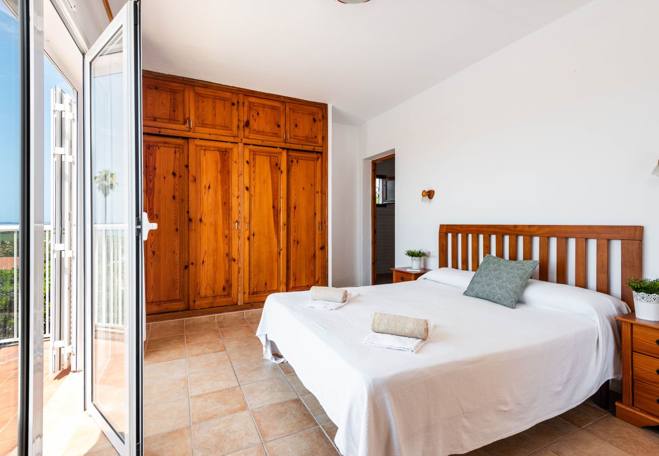 Villa a Son Bou - Villa Esplendor by Escape Home
