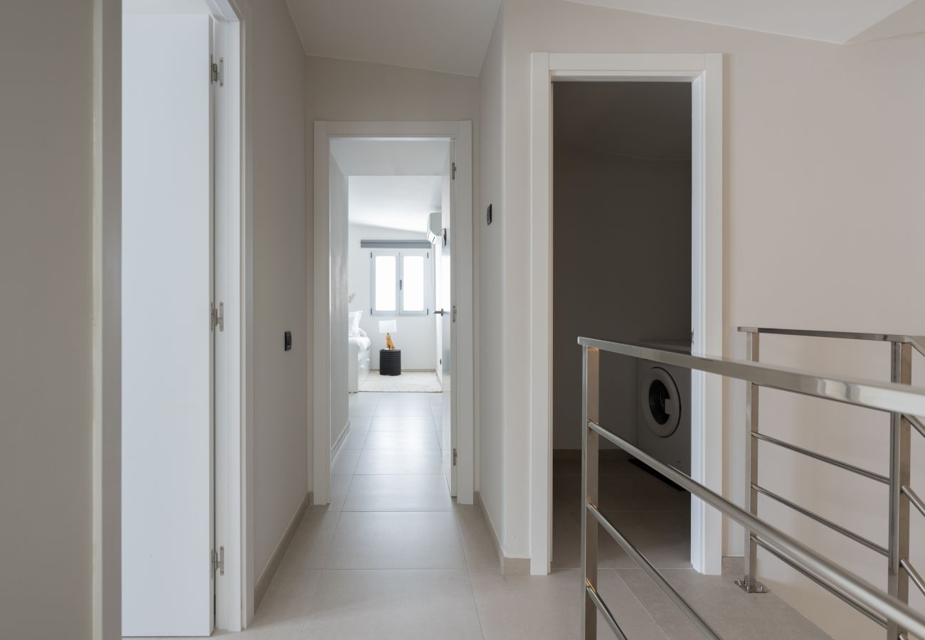 Appartamento a Las Palmas de Gran Canaria - HomeForGuest Luminoso duplex a Las Canteras