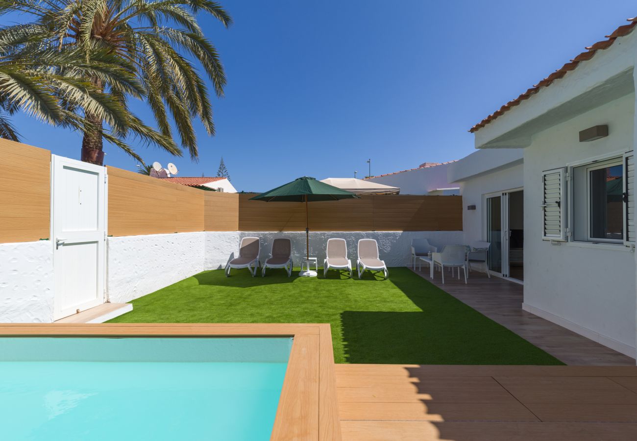Bungalow a San Bartolomé de Tirajana - Piscina privada - Centro Playa del Inglés
