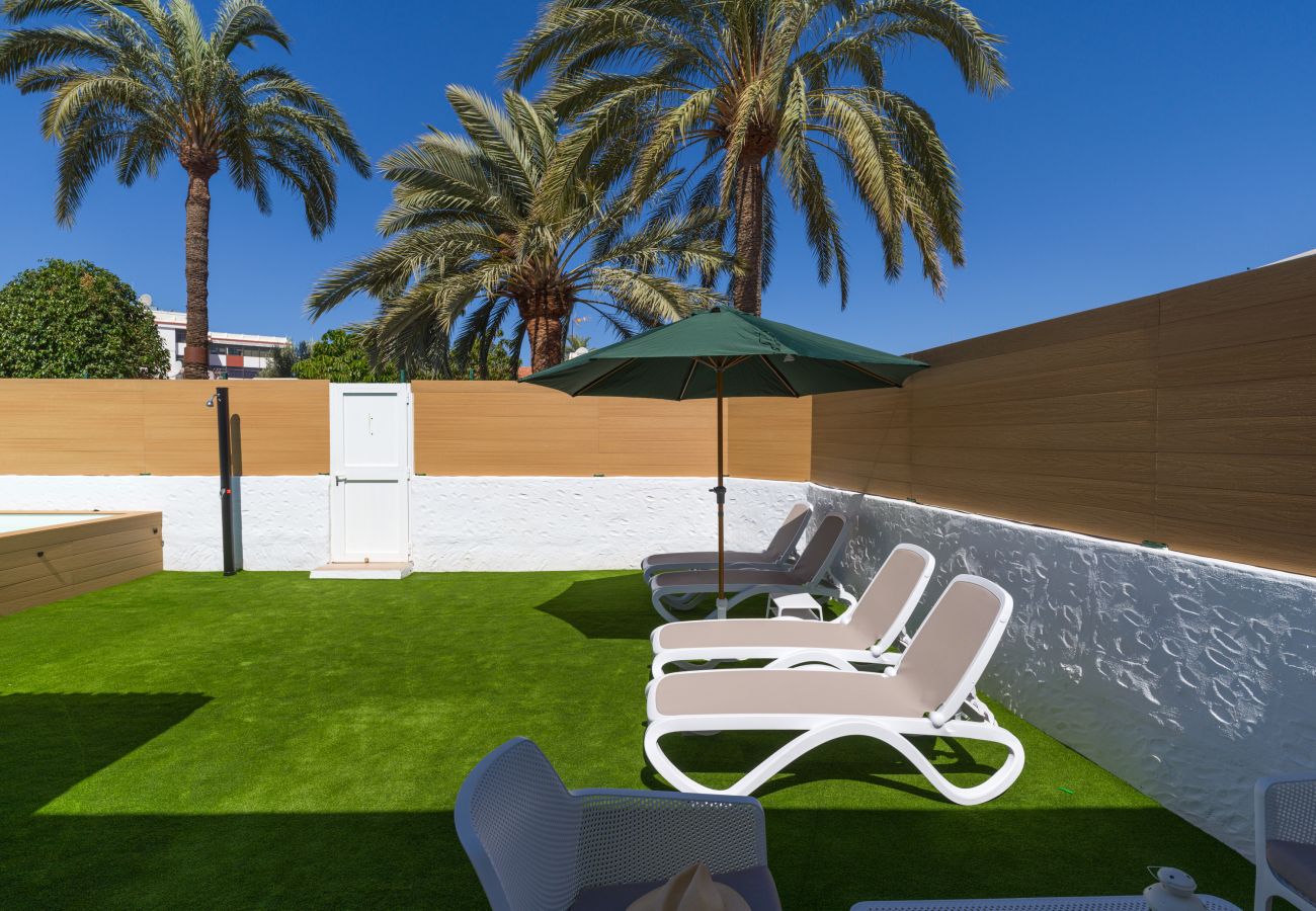 Bungalow a San Bartolomé de Tirajana - Piscina privada - Centro Playa del Inglés