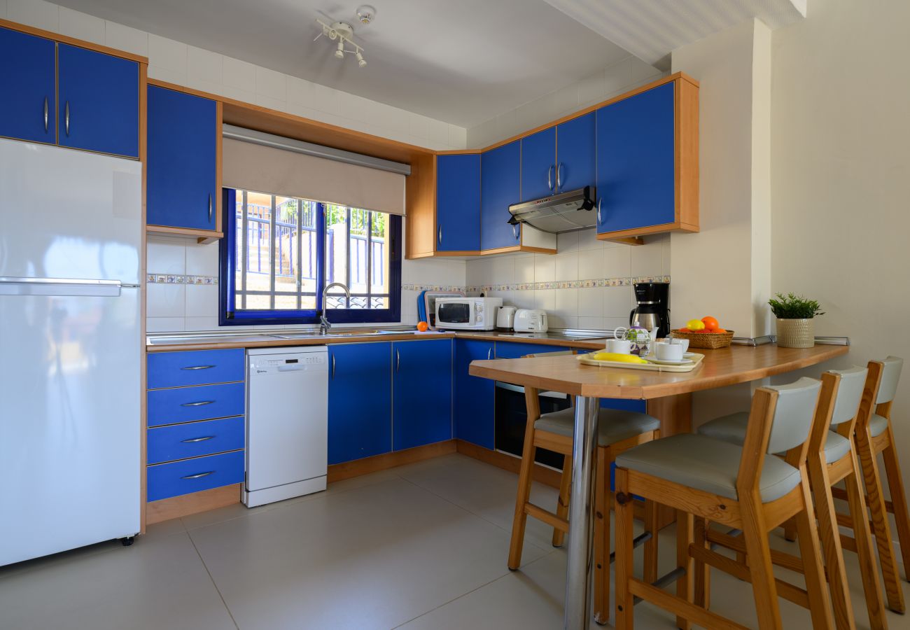 Casa a Maspalomas - Amplio duplex para familias en entorno relajado