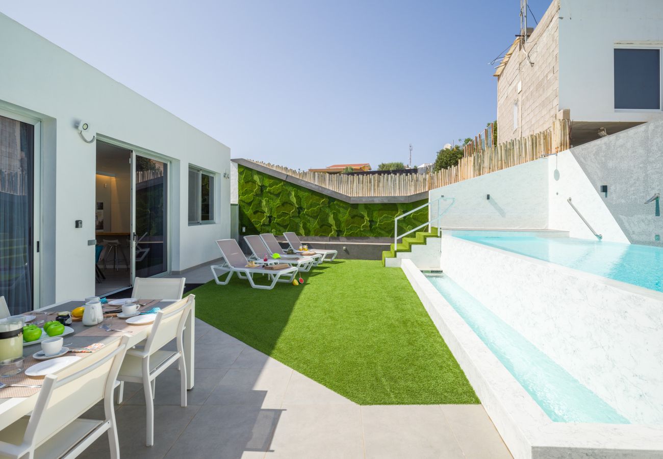 Casa a schiera a San Bartolomé de Tirajana - Casa Joviano piscina privada climatizada