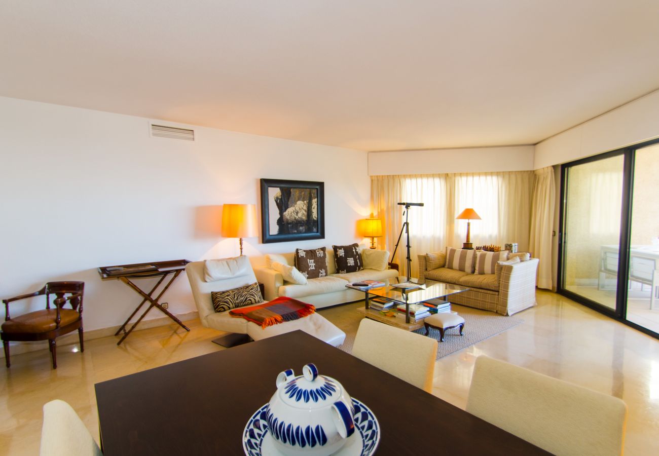 Apartment in Palma de Mallorca - Marina Views Palma