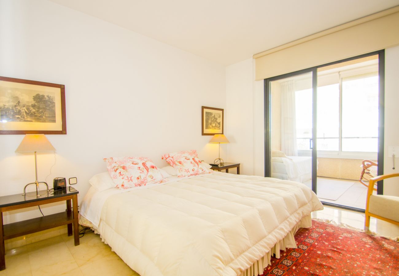 Apartment in Palma de Mallorca - Marina Views Palma