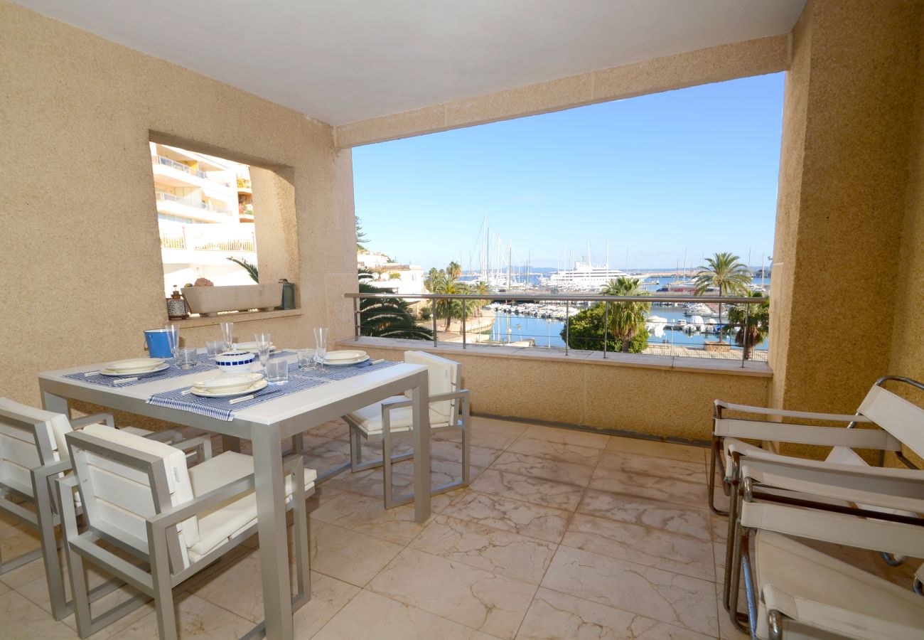 Apartment in Palma de Mallorca - Marina Views Palma
