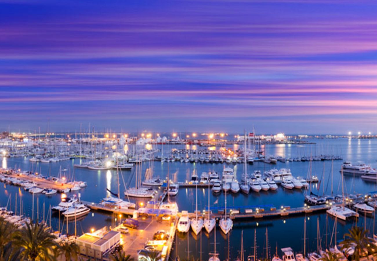 Apartment in Palma de Mallorca - Marina Views Palma