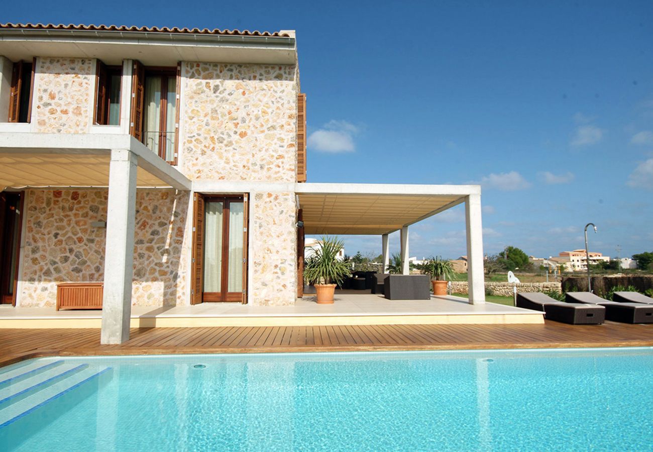 Villa in Alcudia - Villa Barcares Gran for 16
