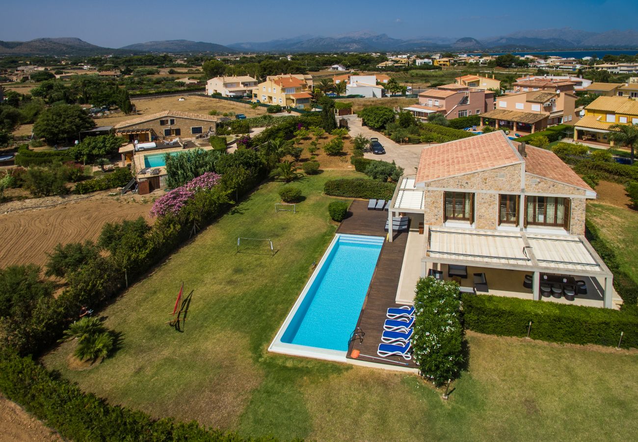 Villa in Alcudia - Villa Barcares Gran for 16