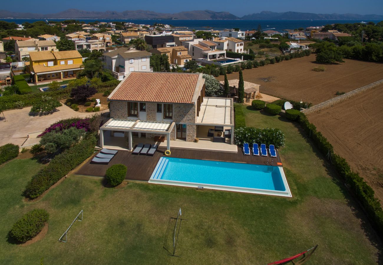 Villa in Alcudia - Villa Barcares Gran for 16