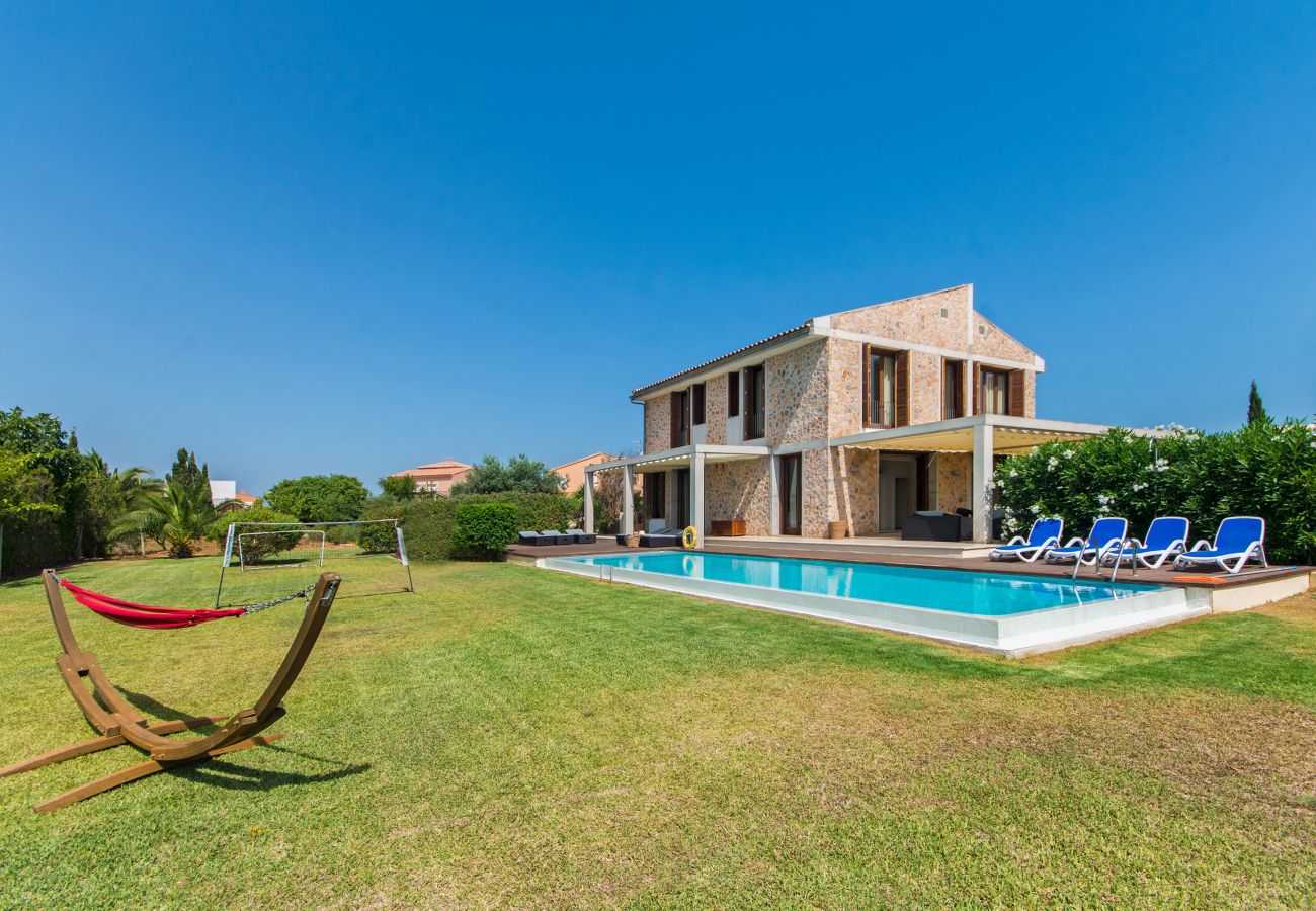 Villa in Alcudia - Villa Barcares Gran for 16