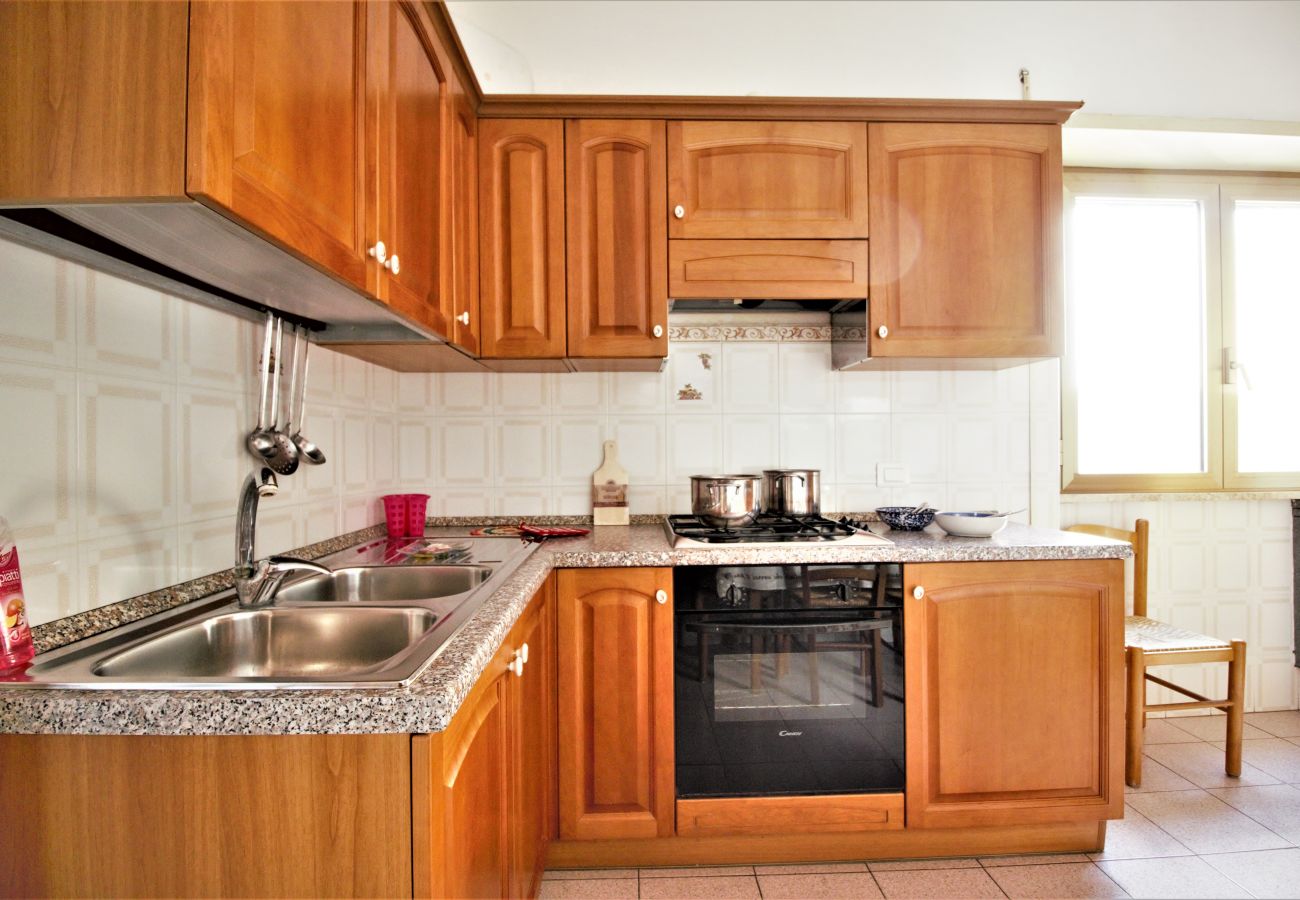 Apartment in Sperlonga - Apartment with terrace overlooking the sea