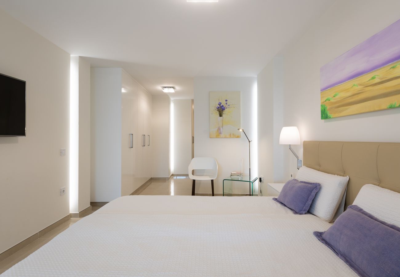 House in Bahia Feliz - Luxury apartment sea views by CanariasGetaway