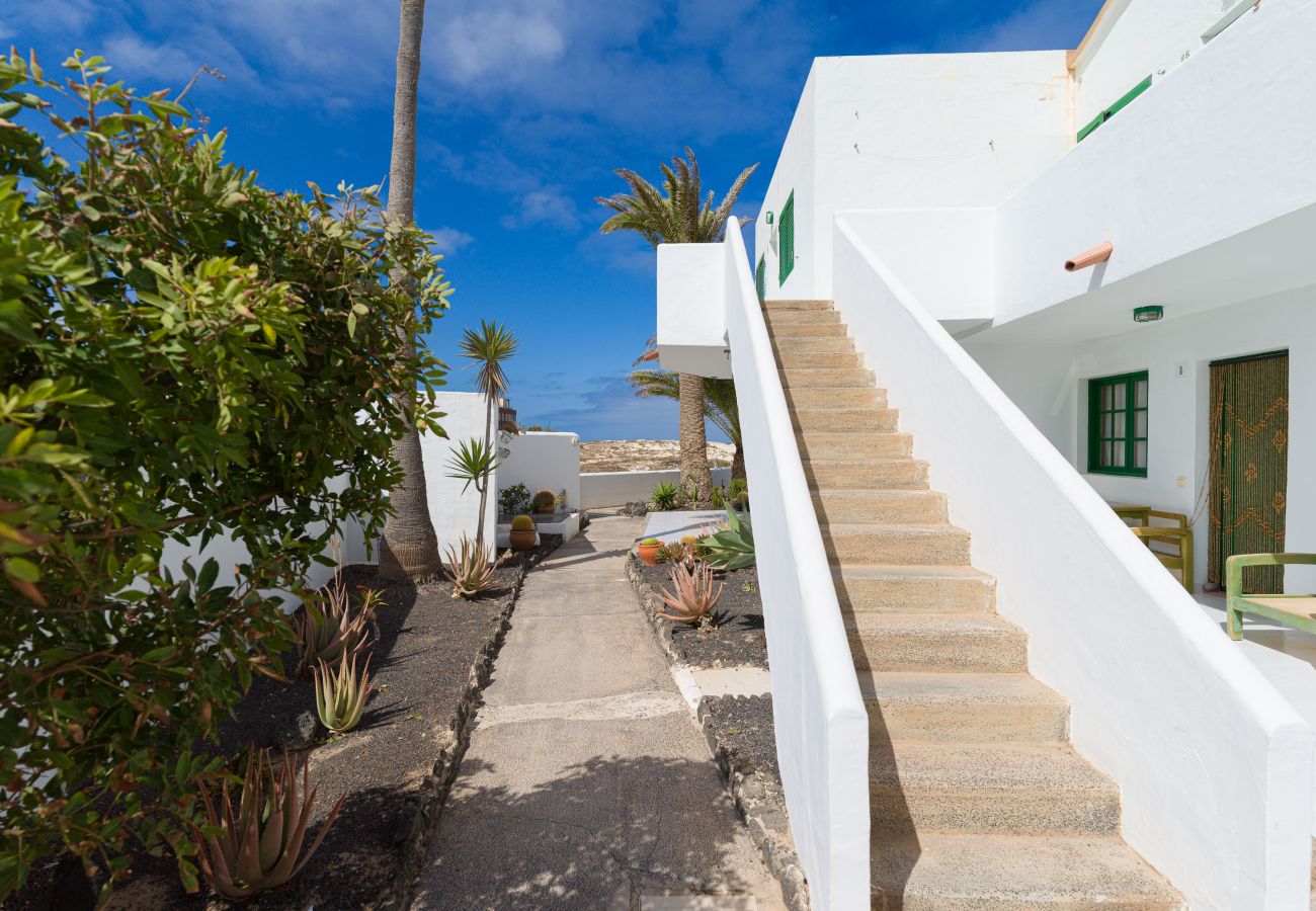 House in El Cotillo - El Cotillo Beach by CanariasGetaway
