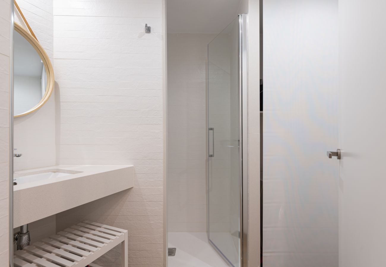 Apartment in Las Palmas de Gran Canaria - HomeForGuest New and Cozy Apartment by Las Canteras