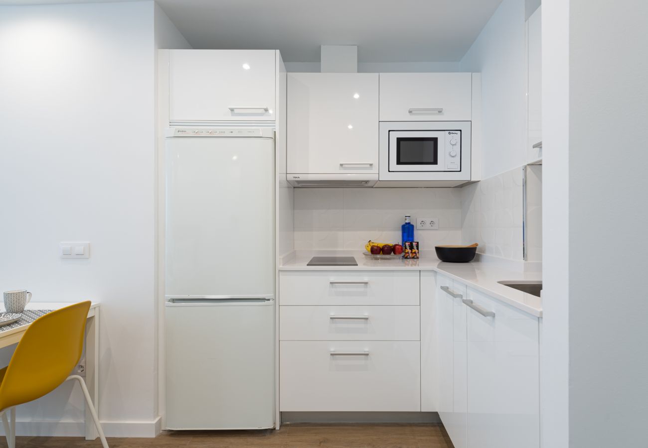Apartment in Las Palmas de Gran Canaria - HomeForGuest New and Cozy Apartment by Las Canteras