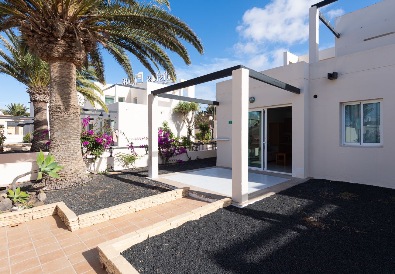 Apartment in Corralejo - Apartment with terrace, swimming pool and beachfront in Corralejo - Home For Guest