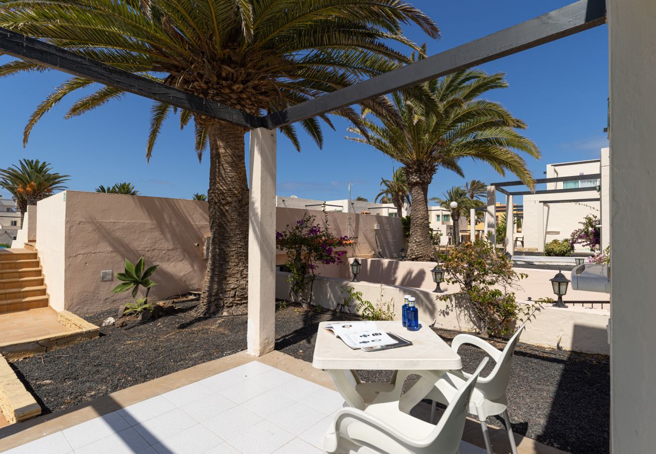 Apartment in Corralejo - Apartment with terrace, swimming pool and beachfront in Corralejo - Home For Guest