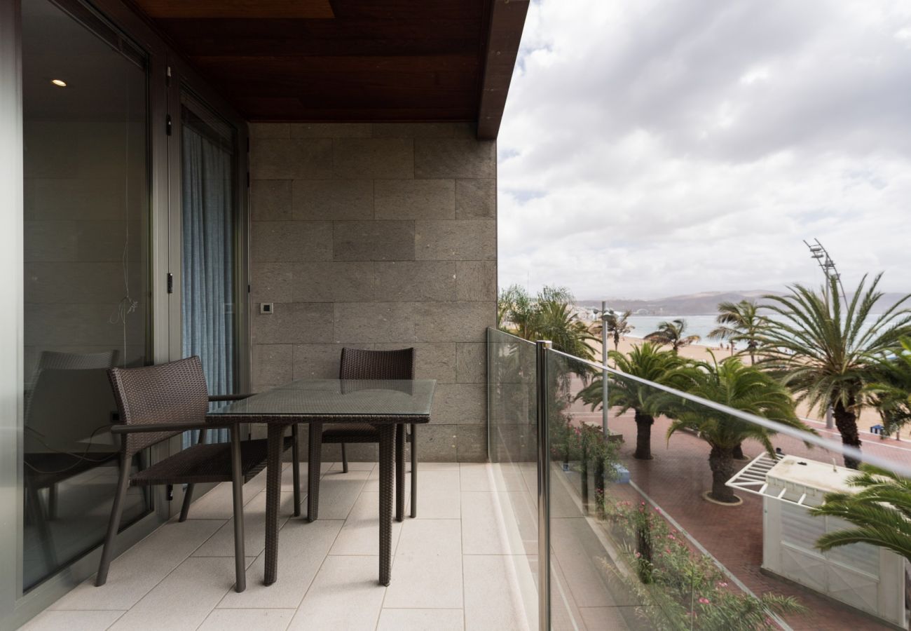 House in Las Palmas de Gran Canaria - Balcony above the Sea -2I By CanariasGetaway 