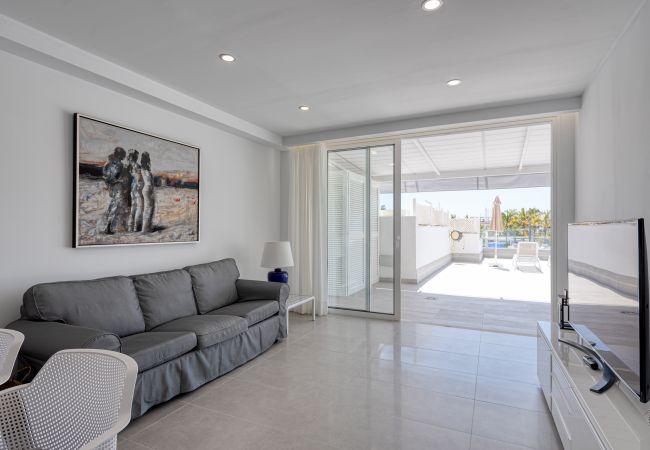 House in Mogán - Exclusive renovated at first line Mogan Beach